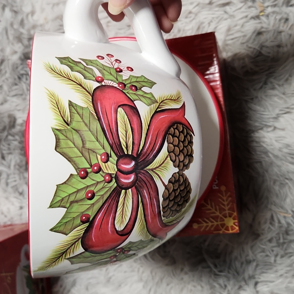 BNIB BLOSSOM Holiday flower pot planter- 2pc- ribbon holly design 10 1/4"x 5"